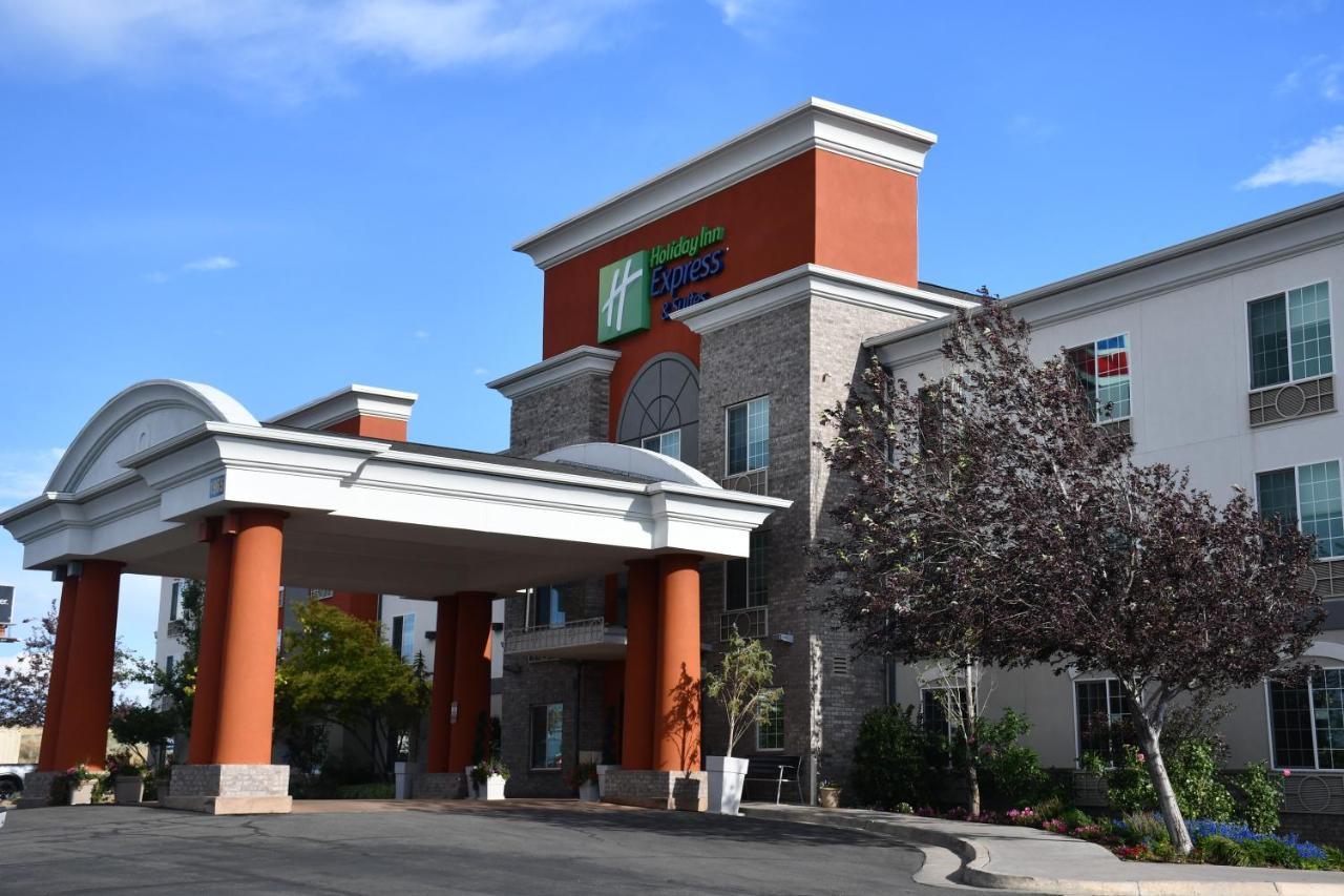 Holiday Inn Express Hotel & Suites Evanston By Ihg Eksteriør bilde