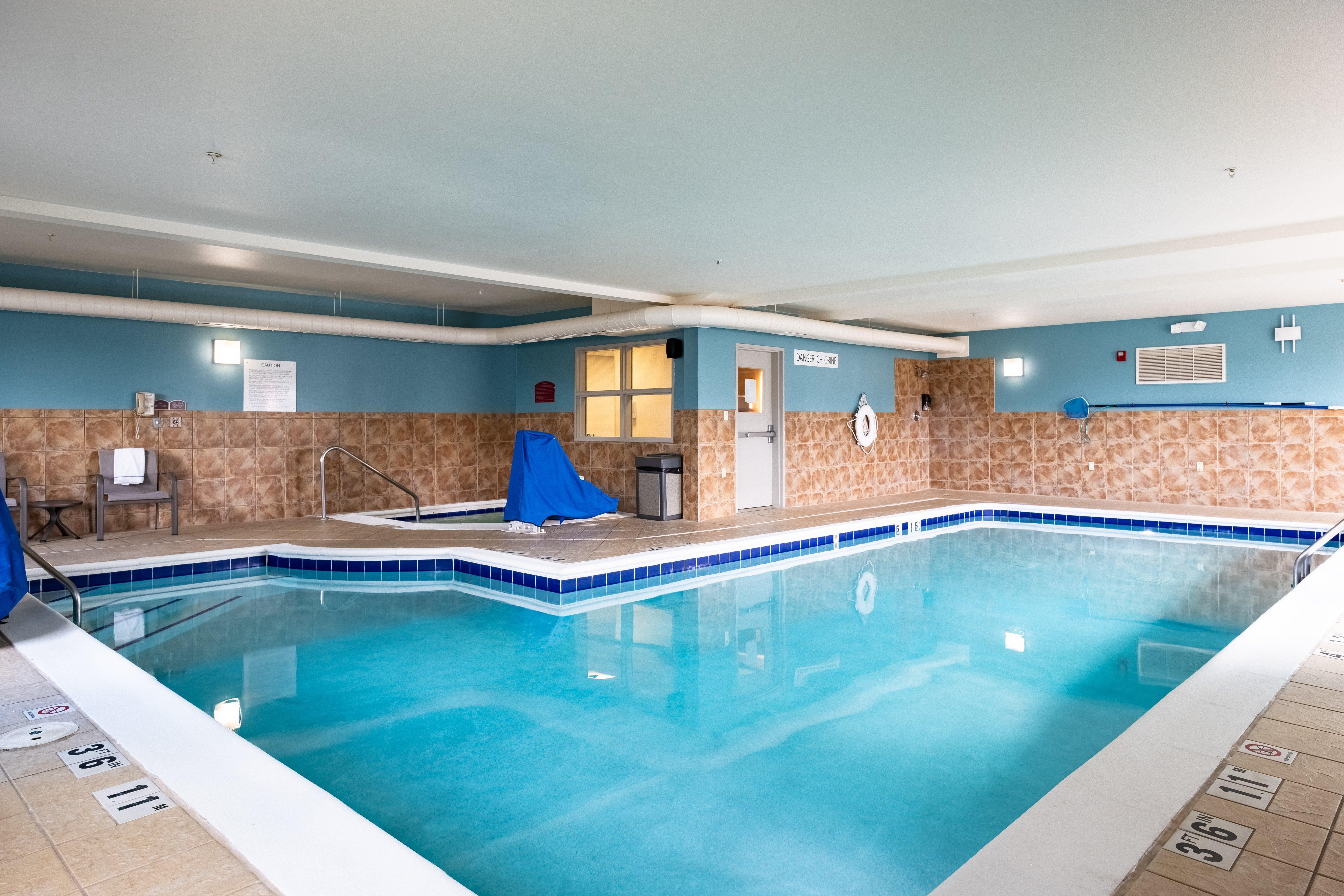 Holiday Inn Express Hotel & Suites Evanston By Ihg Eksteriør bilde